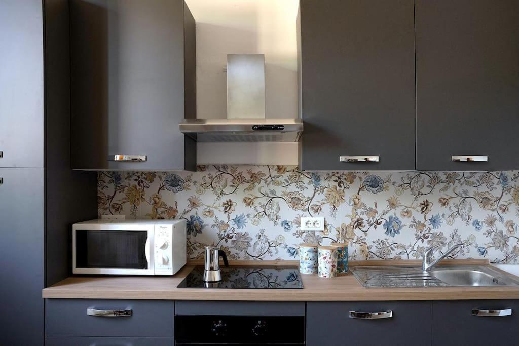 Un Passo Dalle Torri San Gimignano Eksteriør billede